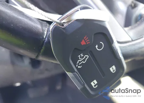 2019 Chevrolet Silverado 1500 Lt z USA, uszkodzony, nr VIN 1GCPWCED7KZ146212